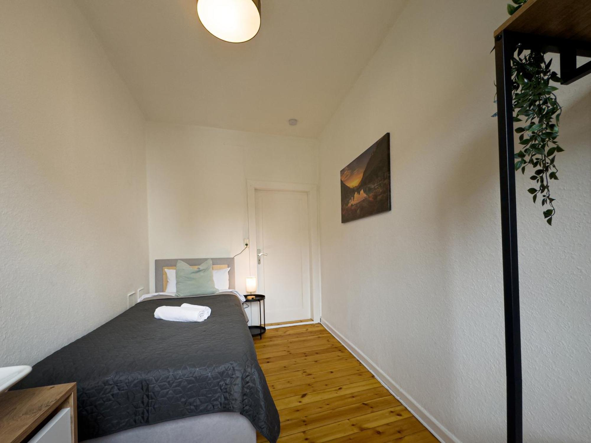 Immostay #8 - Haus Fuer 13 Personen Mit 7 Zimmer - Grosser Garten & Grill, Free Parking, Wlan BRE 外观 照片